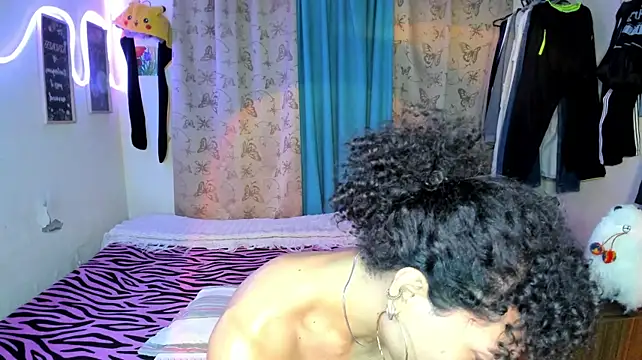 عرض كام Angel_White25