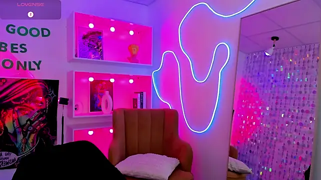 StephanieSweety 라이브 XXX 채팅