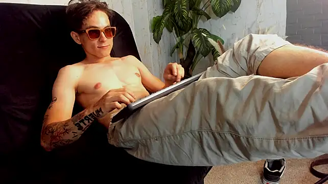 ren_flex লাইভ XXX চ্যাট