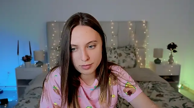 Chat +18 de Cornelia_kitty ao vivo