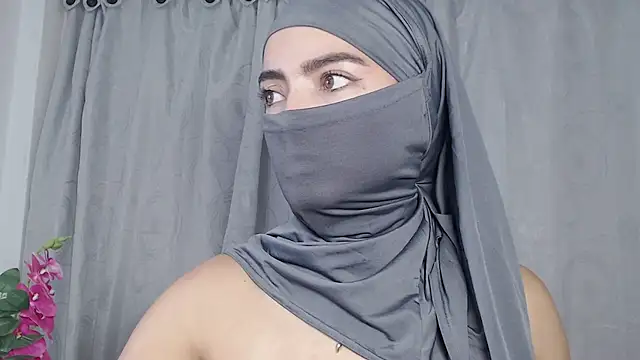 jade_nassar's Live XXX Chat