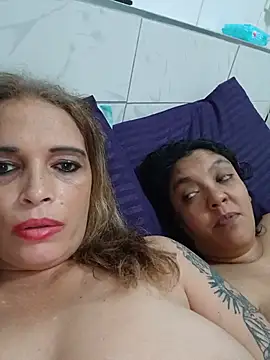 2Juicy_pussy – Kamerová šou