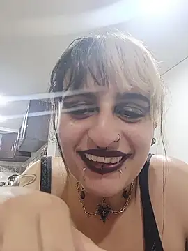 ValkiriaFoX Chat XXX in diretta