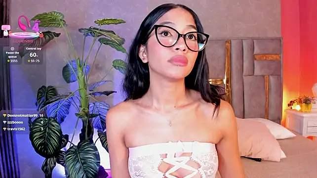 Tyla_Ks Live XXX Chat