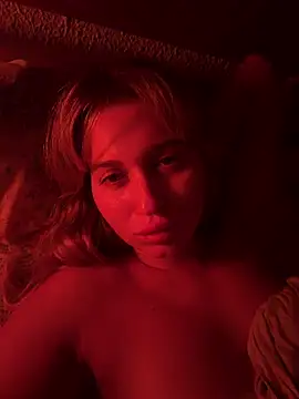Chat XXX ao vivo de MilanaTaylor
