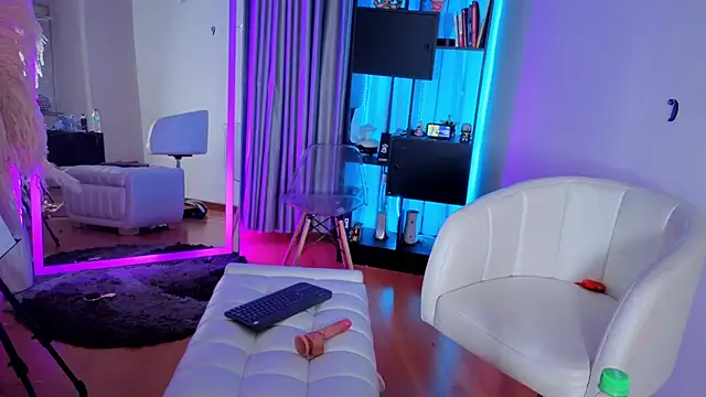 Nicky_sexfiren Live XXX chat