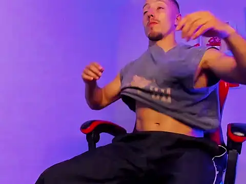Онлайн чат XXX Master_Orioon