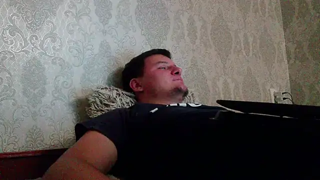 miki_lav1n Webbikameraesitys