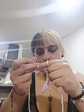 Chat +18 de ValkiriaFoX ao vivo