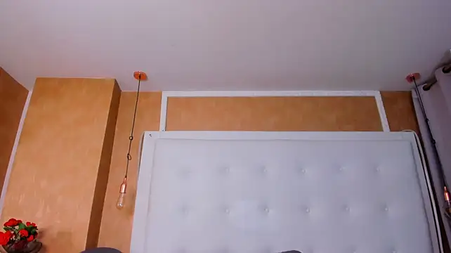 Heidy_milf's Live XXX Chat