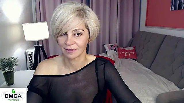 צ'אט XXX בשידור חי של Blonde_lola444