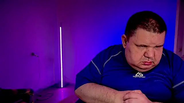 Chat XXX en directo de chubby_daddy
