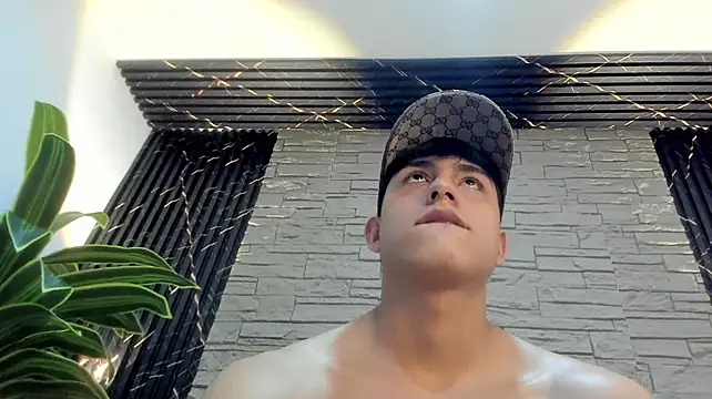Chat +18 de Lander_Cruz ao vivo