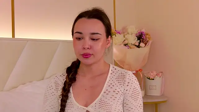 MiaMarlow élő XXX-chatje