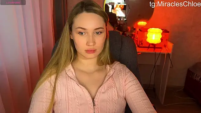ChloeMillerMeow's Live XXX Chat