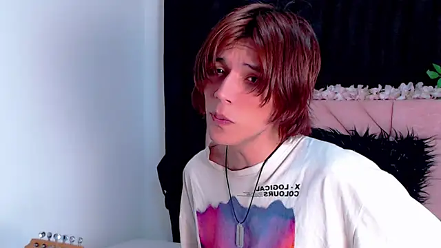 oli_dusk élő XXX-chatje