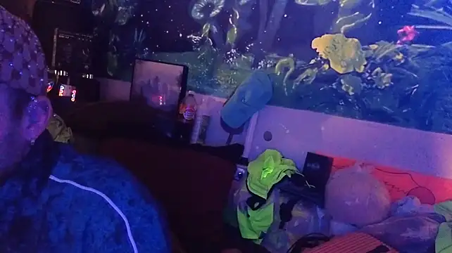 XXX chat uživo modela Cojote