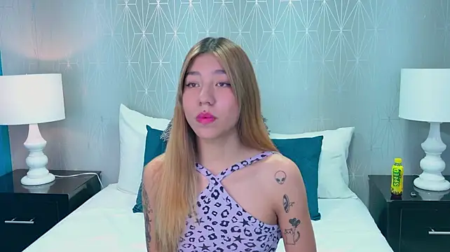 แชท XXX สดของ VioletSweetts