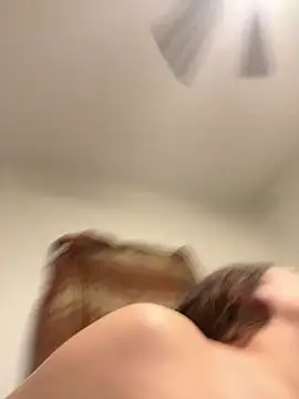 treasurebabii webcam show