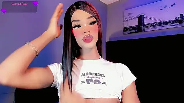 Kornylovee Chat XXX live
