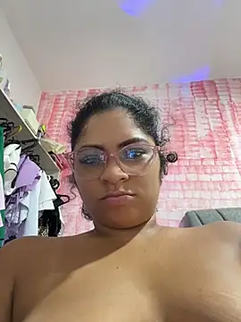 Chat XXX ao vivo de Tana_latin1-