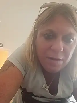 Chat XXX en directo de Playmate86