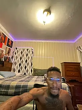 KingDerRico Chat XXX in diretta