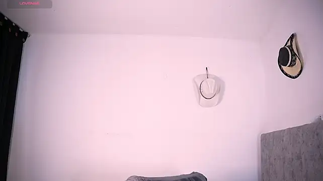 Chat XXX en directo de aydan_hw