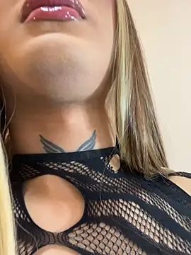Chat +18 de Lexxy_Mattell ao vivo