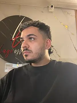 LatinBearX Live XXX-chat