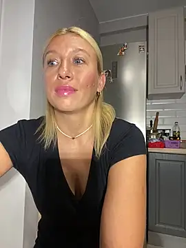 XXX chat uživo modela Kittie_Valentine