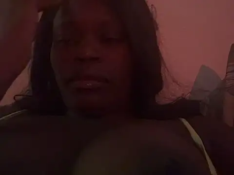 XXX chat uživo modela DeviantStepdaughter