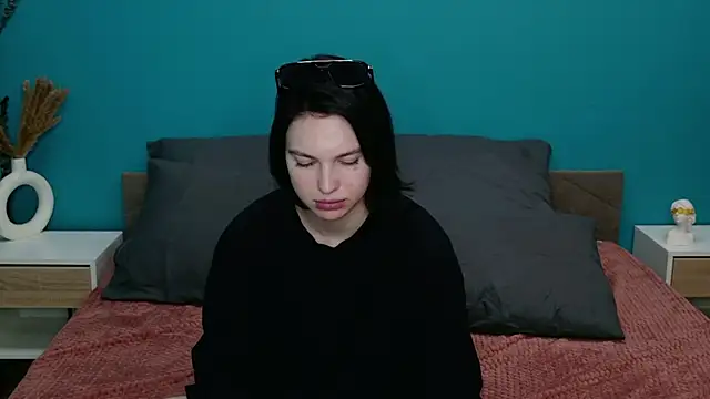 Nora_Finch's Live XXX Chat