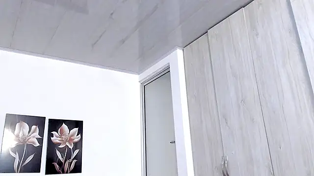 XXX chat uživo modela pinky_f00x