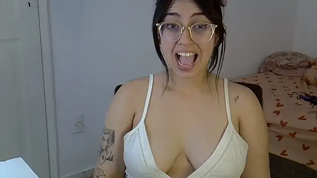 Chat +18 de ebisuwu ao vivo