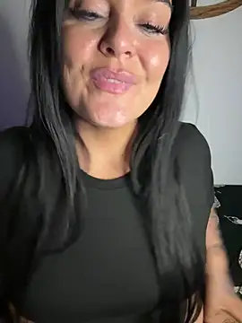 Miss_CurvesXXX 라이브 XXX 채팅