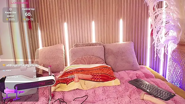 Christine_Wild 웹캠 쇼