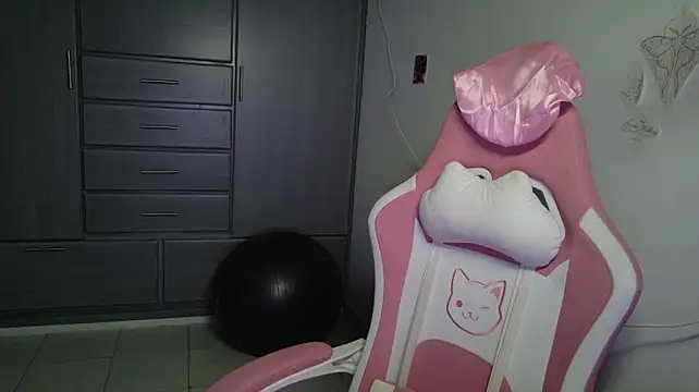 MommyMiaWs' Live XXX Chat