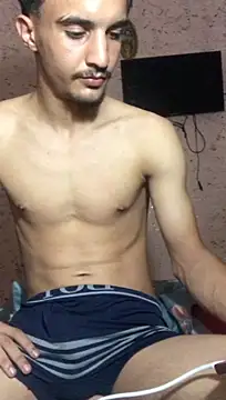 Chatroom XXX en direct de DAREK__SOOL