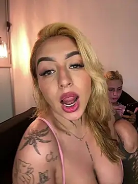 Czat XXX na żywo – Velvet1_