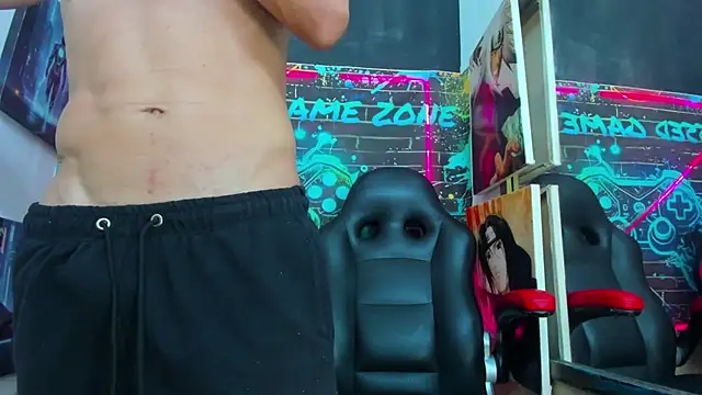 הופעת וובקאם של Andres_Bless