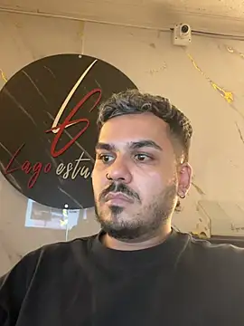 LatinBearX XXX чат на живо