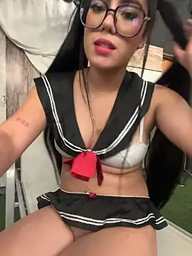 Chat XXX en directo de TopDollXXX