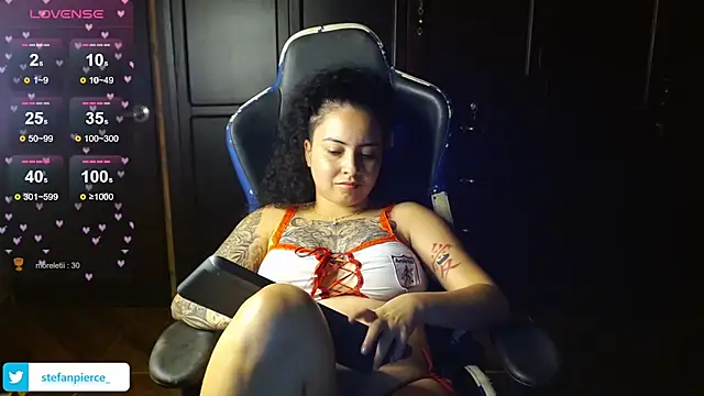 Czat XXX na żywo – jaydensalvatore_
