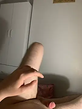 Erenn34 Adlı Modelin Canlı XXX Sohbeti