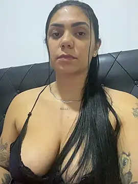 Chat +18 de Nini_ ao vivo