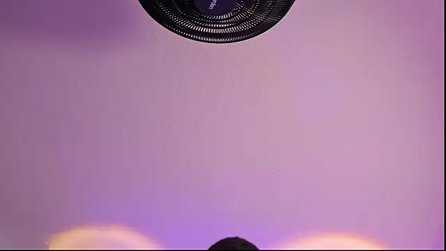 CharleyNovaのウェブカメラショー