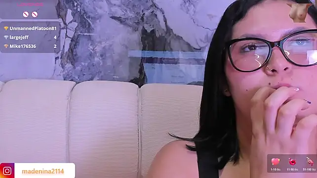 Webkamerová show madeleine2112