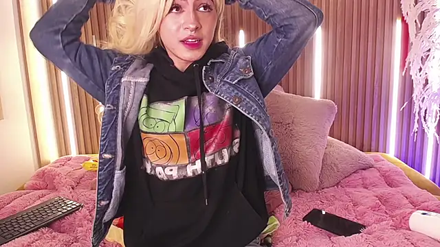 Christine_Wild 웹캠 쇼
