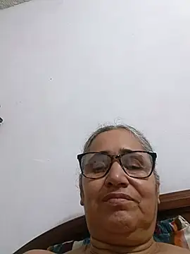 Chat +18 de _candi ao vivo